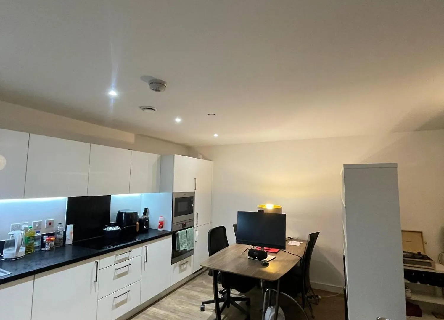 Room In Royal Docks London Homestay