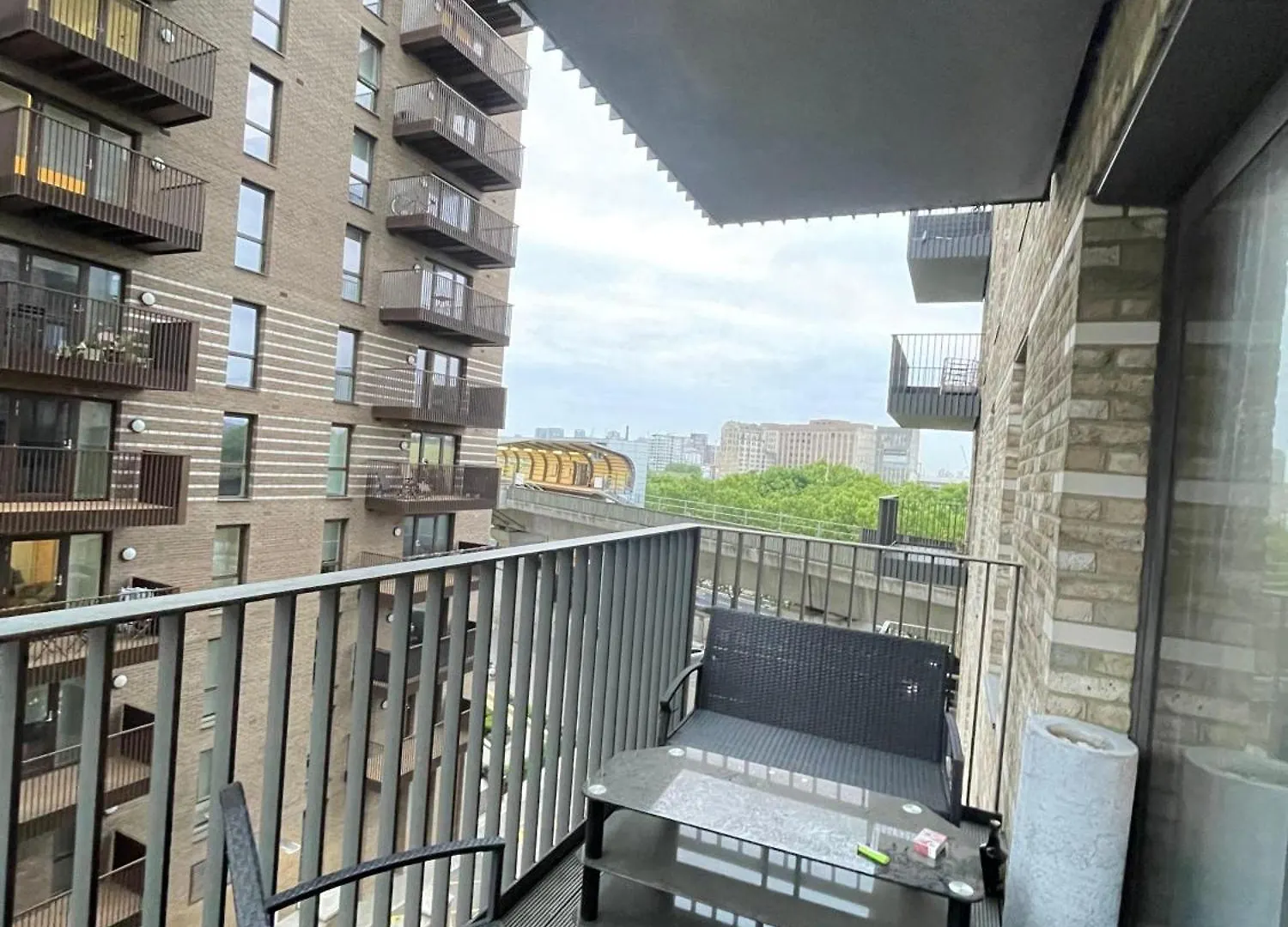 Homestay Room In Royal Docks London